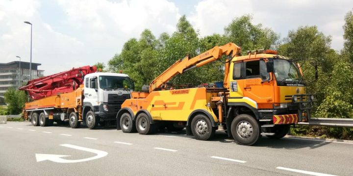 Heavy Recovery Crane Truck